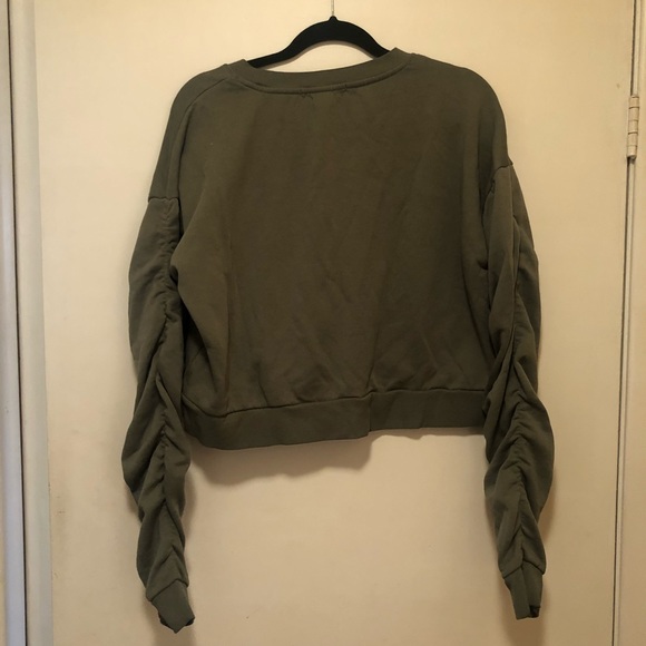 Forever 21 Cropped Sweater - Picture 2 of 2